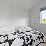 Casa de Férias 3 Bedroom Stunning In Tisvildeleje